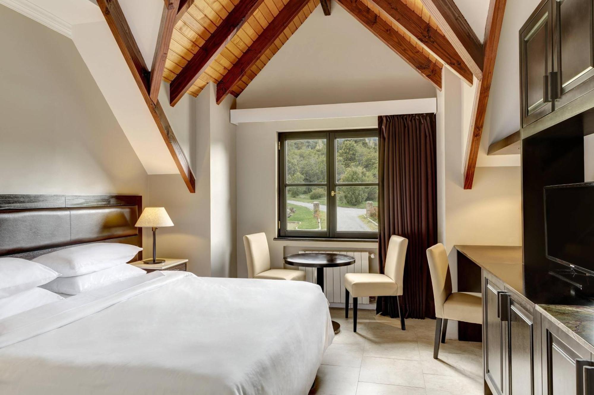Arelauquen Lodge, A Tribute Portfolio Hotel Сан-Карлос-де-Барилоче Экстерьер фото